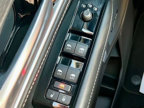 Used 2024 Jeep Wagoneer Series II image 21