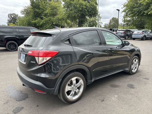 Used 2019 Honda HR-V LX image 4