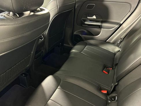 Used 2021 Mercedes-Benz GLA 250 image 15
