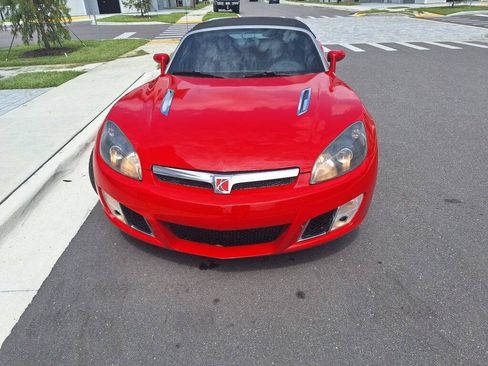 Used 2008 Saturn Sky Red Line RWD image 2