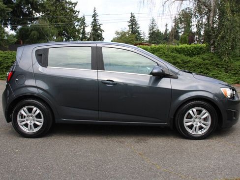 Used 2012 Chevrolet Sonic LT FWD image 11