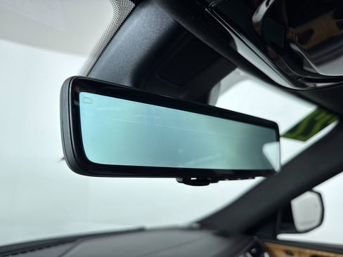 Used 2022 Jeep Grand Cherokee Summit image 11