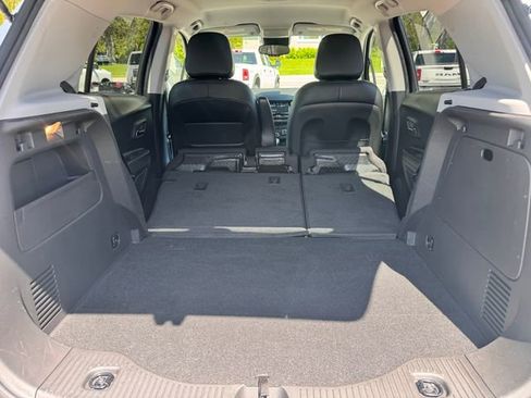Used 2018 Chevrolet Trax LT w/ LT Convenience Package AWD/4WD image 7