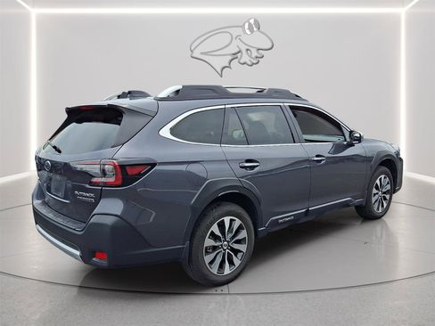 Used 2024 Subaru Outback Touring XT AWD/4WD image 5