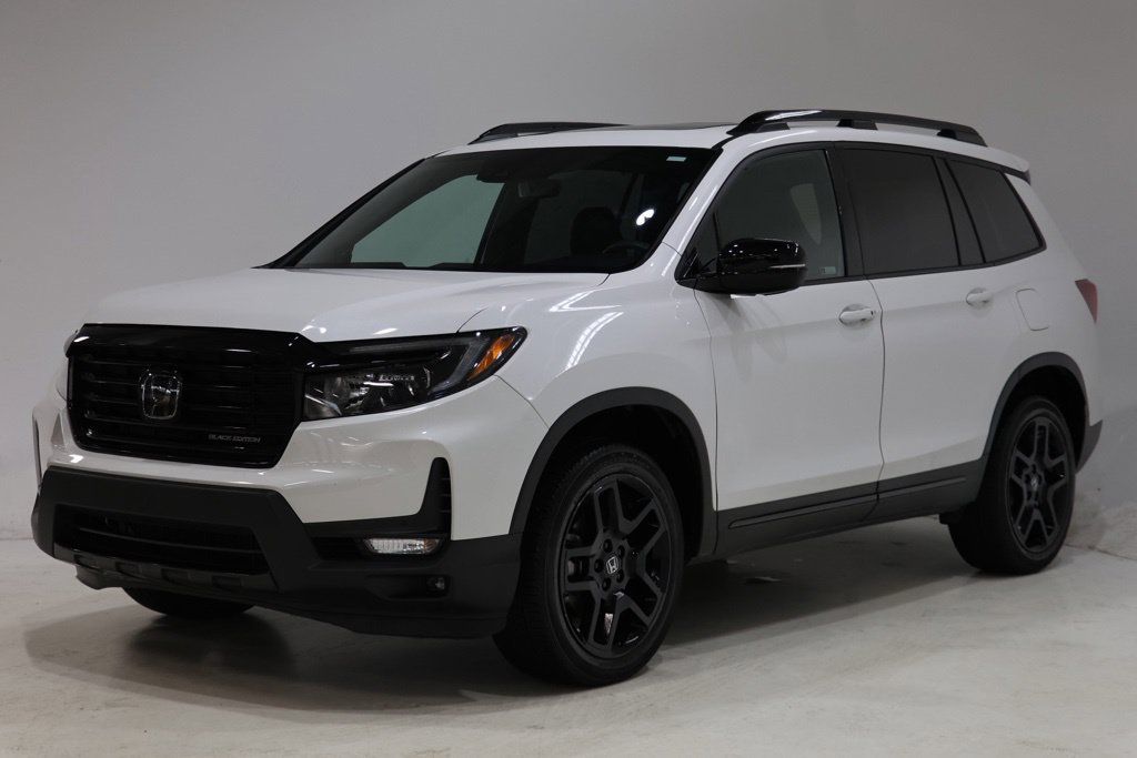 Used 2024 Honda Passport Black Edition image 3
