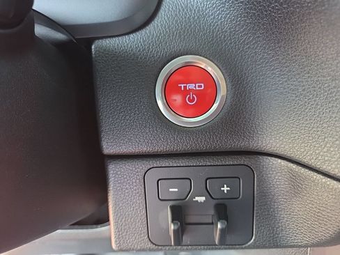 Certified 2022 Toyota Tundra TRD Pro AWD/4WD image 25