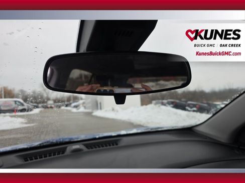 Used 2024 Chevrolet Equinox LT image 19