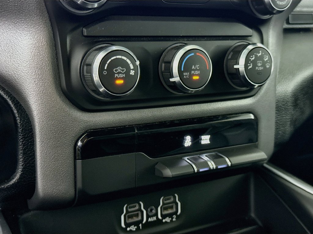 Used 2022 RAM 1500 Big Horn AWD/4WD image 7