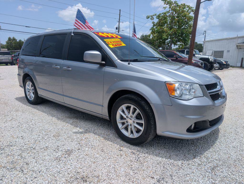 Used 2019 Dodge Grand Caravan SXT FWD image 3
