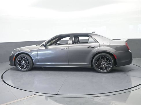 Used 2020 Chrysler 300 S w/ S Model Appearance Package RWD image 3