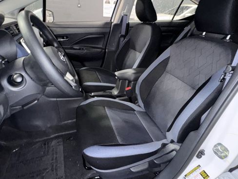 New 2025 Nissan Versa SV w/ Trunk Package image 22