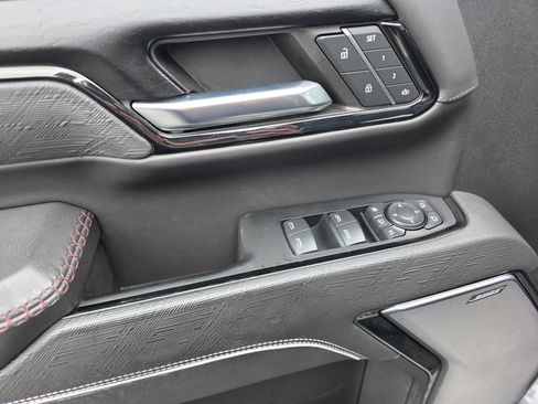 Certified 2024 GMC Sierra 2500 AT4X w/ AT4X AEV Edition AWD/4WD image 23