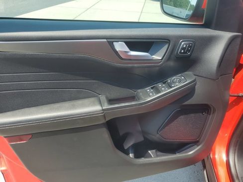 Used 2024 Ford Escape Active w/ Tech Pack #2 FWD image 17