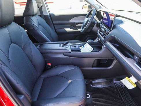 New 2026 Toyota Grand Highlander AWD image 17