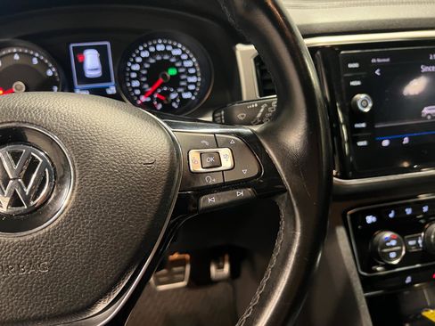 Used 2018 Volkswagen Atlas SEL w/ R-Line Package image 14