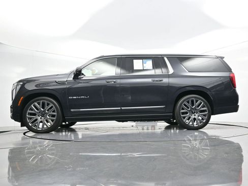 Used 2025 GMC Yukon XL Denali Ultimate w/ LPO, Floor Liner Package image 55