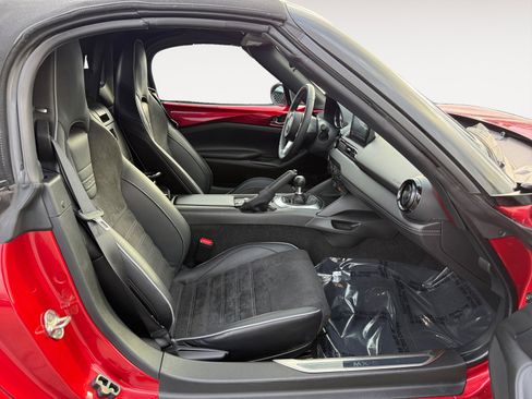 Certified 2023 MAZDA MX-5 Miata Club w/ Brembo/BBS Recaro Package image 19