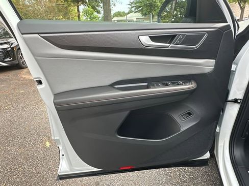New 2026 Volkswagen Atlas Peak Edition AWD/4WD image 10