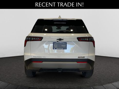Used 2026 Chevrolet Equinox LT w/ Convenience Package II AWD/4WD image 4