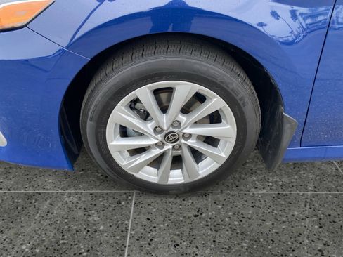 Used 2023 Toyota Camry LE w/ Convenience Package FWD image 14