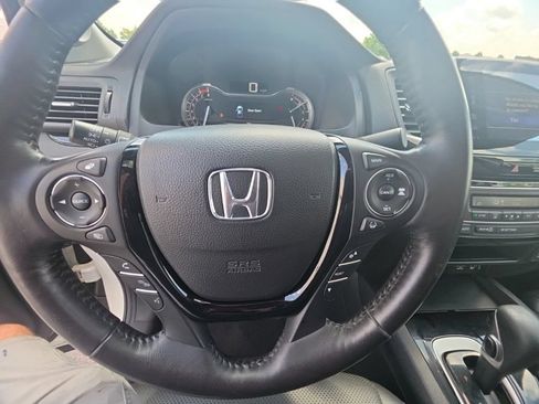 Used 2019 Honda Ridgeline RTL-E image 19