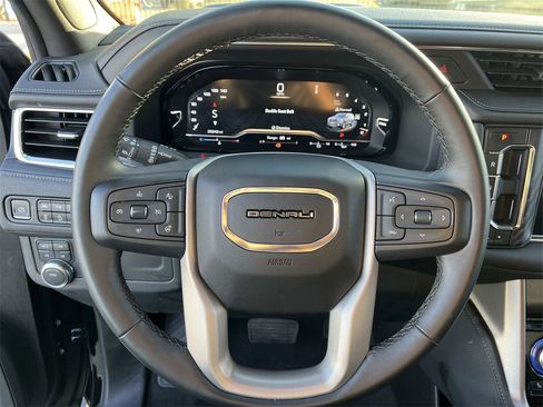 Used 2023 GMC Yukon Denali w/ LPO, Floor Liner Package image 7