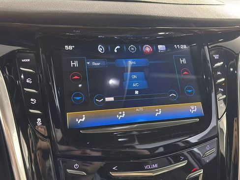 Used 2020 Cadillac Escalade Premium Luxury w/ LPO, Radiant Package AWD/4WD image 23