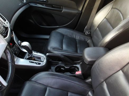 Used 2013 Chevrolet Cruze LTZ w/ Enhanced Safety Package image 17