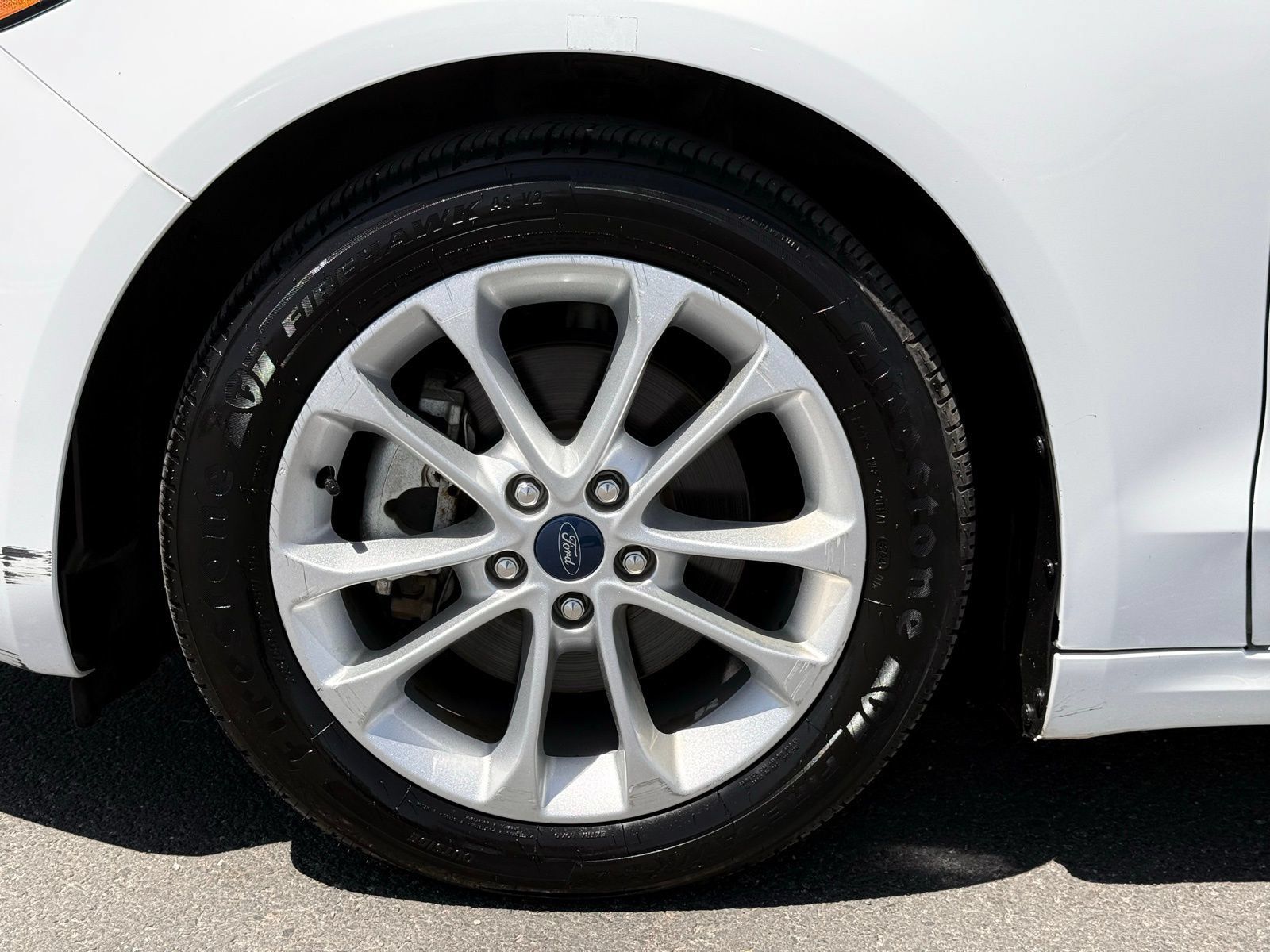 Used 2019 Ford Fusion SE FWD image 10