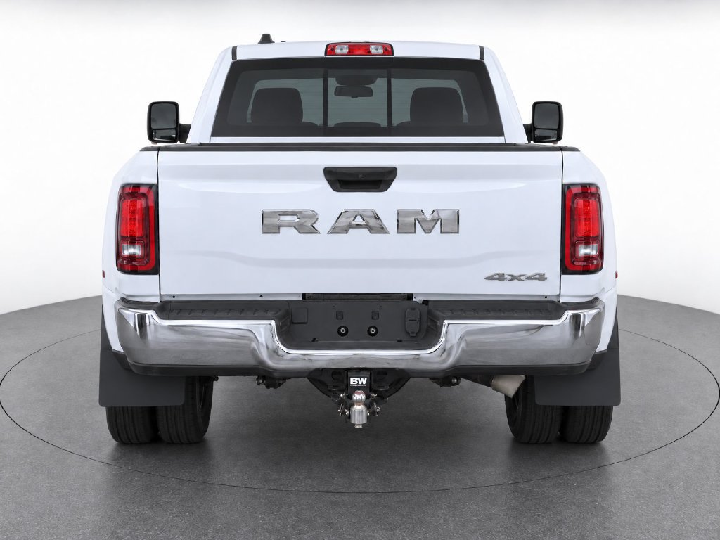 Used 2025 RAM 3500 Tradesman w/ Chrome Appearance Group AWD/4WD image 7