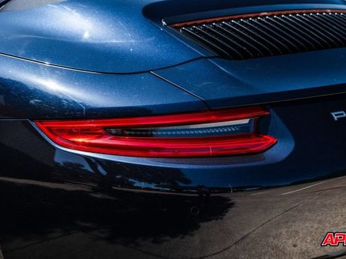 Used 2018 Porsche 911 Carrera RWD image 47