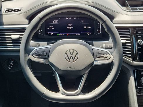 Used 2022 Volkswagen Atlas Cross Sport SEL AWD/4WD image 23