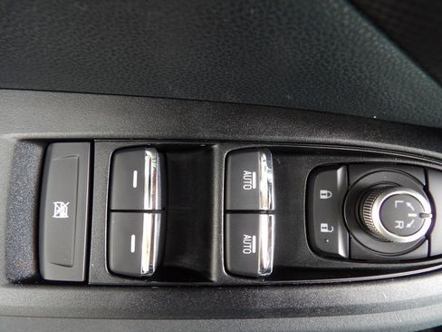 New 2026 Subaru Crosstrek 2.5i Limited AWD/4WD image 13