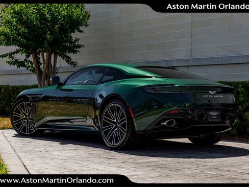 Used 2024 Aston Martin DB12 Coupe RWD image 29