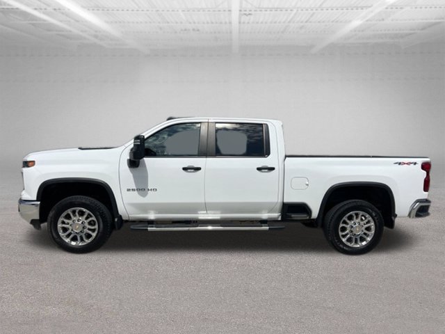 Used 2025 Chevrolet Silverado 2500 W/T w/ WT Convenience Package AWD/4WD image 2