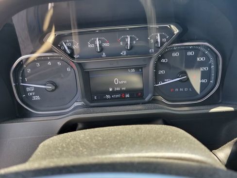 Used 2019 GMC Sierra 1500 Elevation w/ Elevation Value Package AWD/4WD image 10