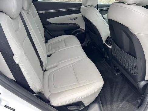 Used 2024 Hyundai Tucson Limited FWD image 16