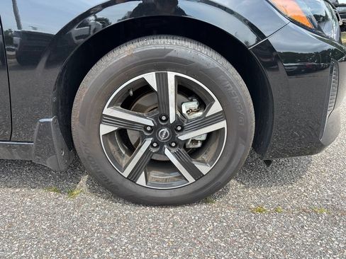 Used 2025 Nissan Sentra SV FWD image 18
