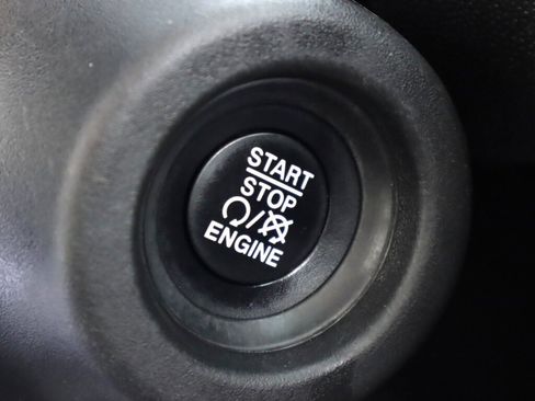 Used 2023 RAM ProMaster 2500 FWD image 24