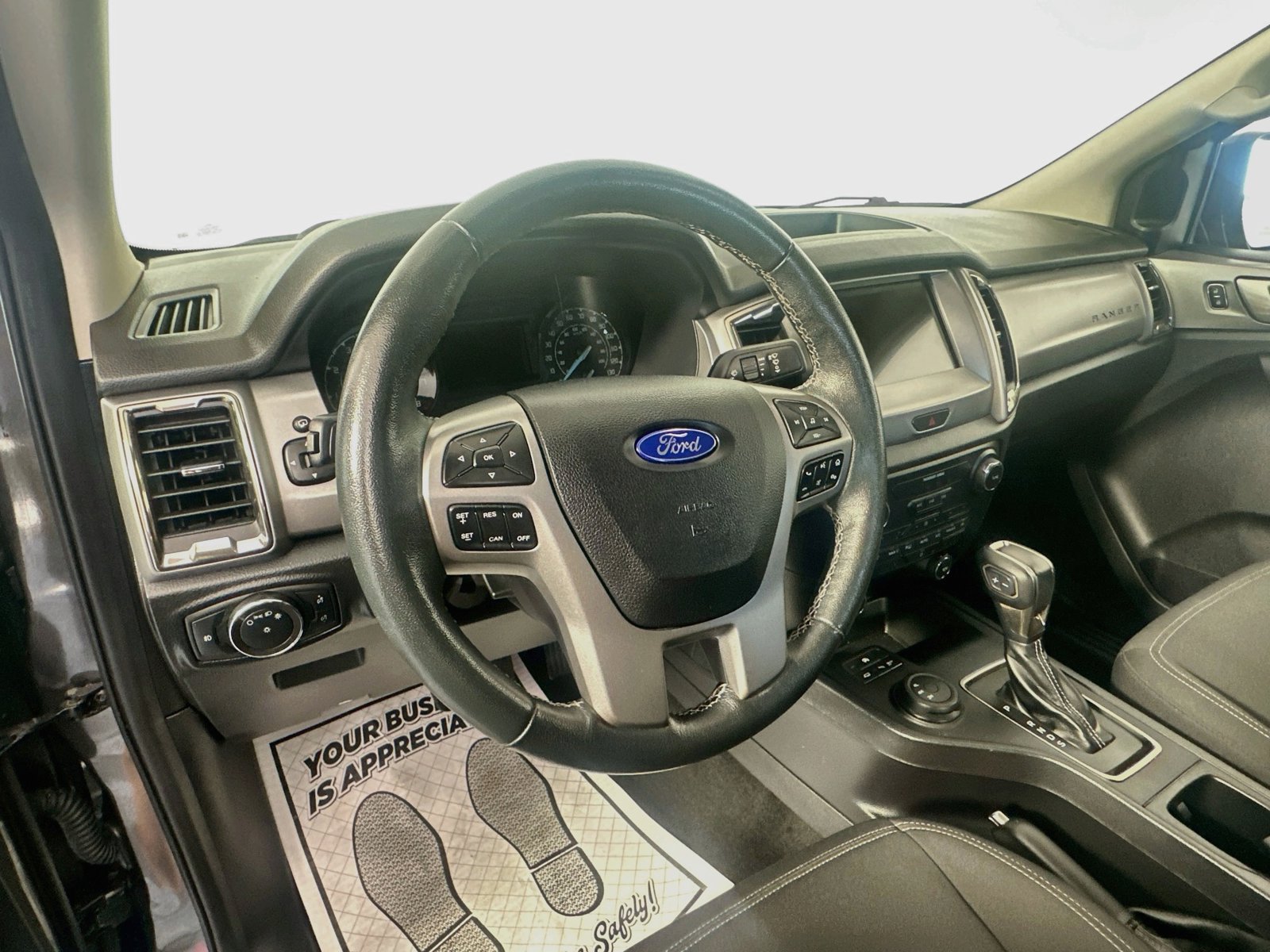 Used 2019 Ford Ranger XLT w/ Equipment Group 302A Luxury AWD/4WD image 11