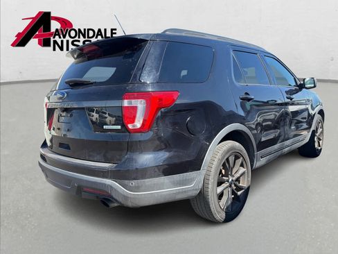 Used 2019 Ford Explorer XLT w/ Equipment Group 202A image 3