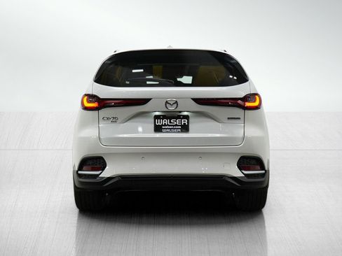 Used 2025 MAZDA CX-70 Plug-In Hybrid w/ Premium Pkg image 4