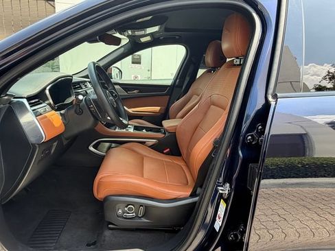 Used 2025 Jaguar F-PACE R-Dynamic S AWD/4WD image 11