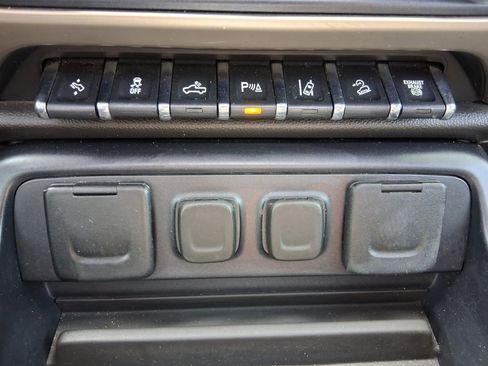 Used 2019 GMC Sierra 2500 Denali w/ Duramax Plus Package image 26