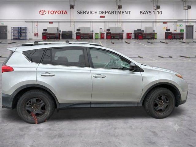 Used 2013 Toyota RAV4 LE AWD/4WD image 4