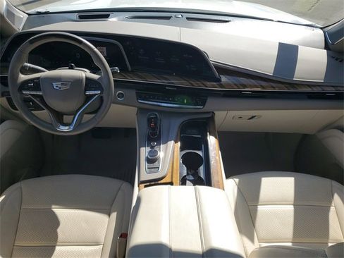 Used 2023 Cadillac Escalade Sport Platinum image 28