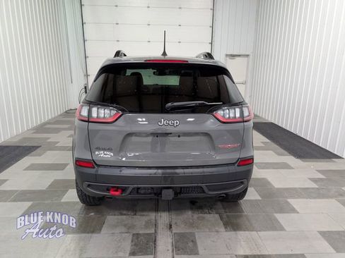 Used 2022 Jeep Cherokee Trailhawk w/ Sound & Nav Group AWD/4WD image 3