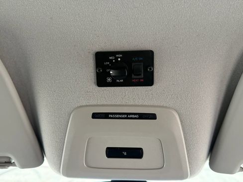 Used 2023 Ford Transit 250 148 High Roof w/ Ambulance Prep Package RWD image 32