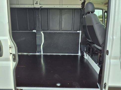Used 2024 RAM ProMaster 2500 w/ Safety Group image 28