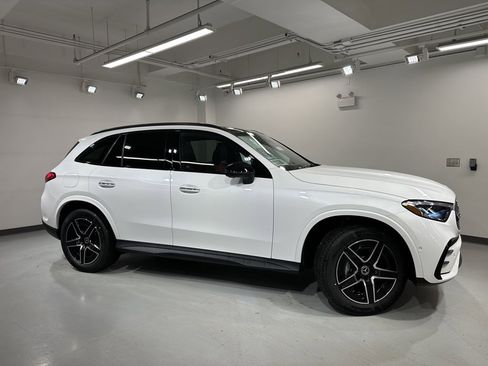 New 2026 Mercedes-Benz GLC 300 4MATIC image 10